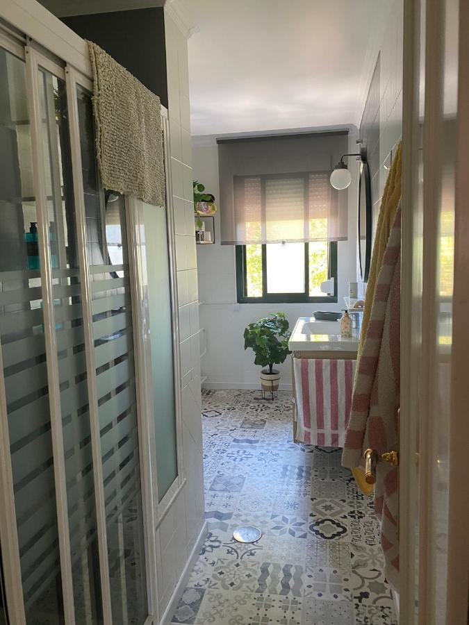 Acogedor apartamento en pleno corazón de Triana Sevilha Exterior foto