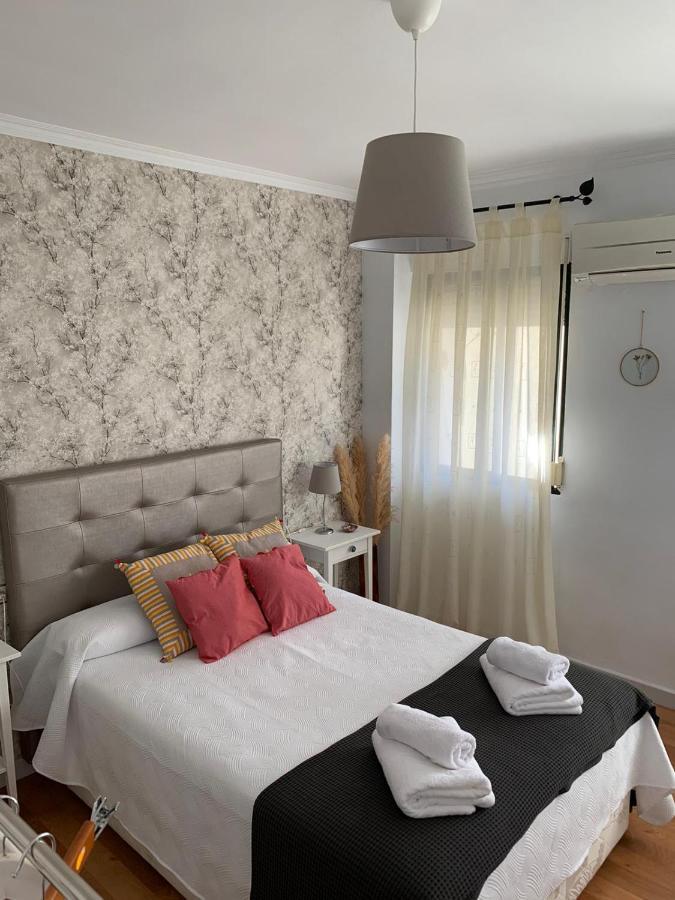 Acogedor apartamento en pleno corazón de Triana Sevilha Exterior foto