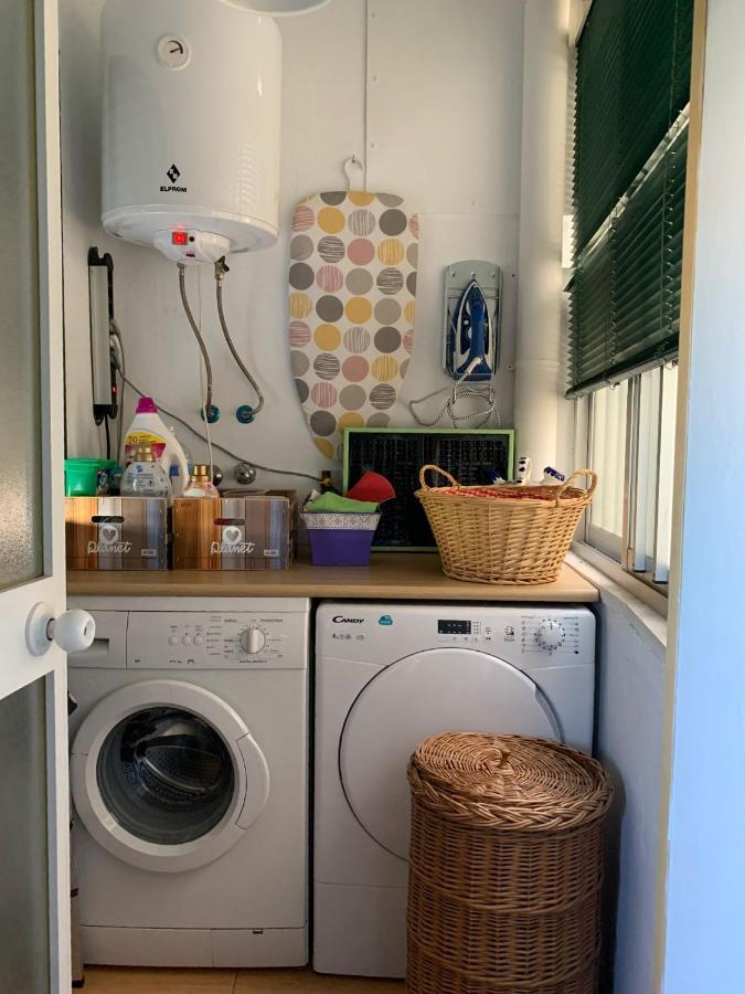 Acogedor apartamento en pleno corazón de Triana Sevilha Exterior foto